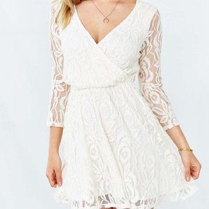 UO Kimchi Blue Lace Surplice-Front Dress (Small)